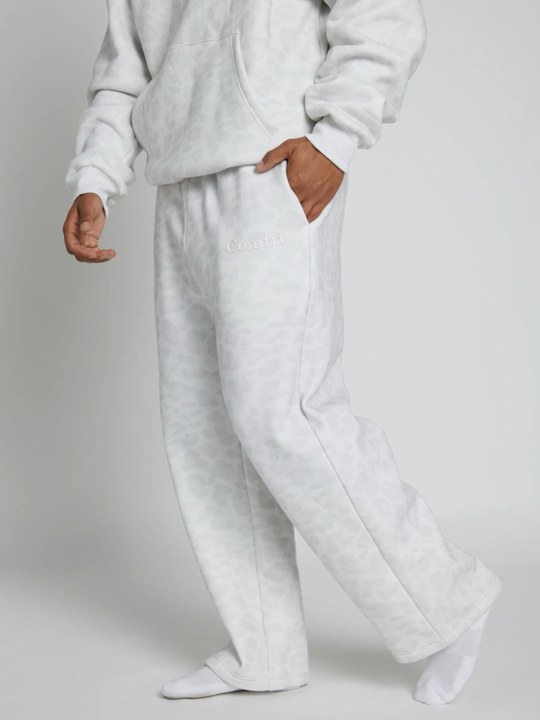 Minimalist Straight Leg Sweatpants