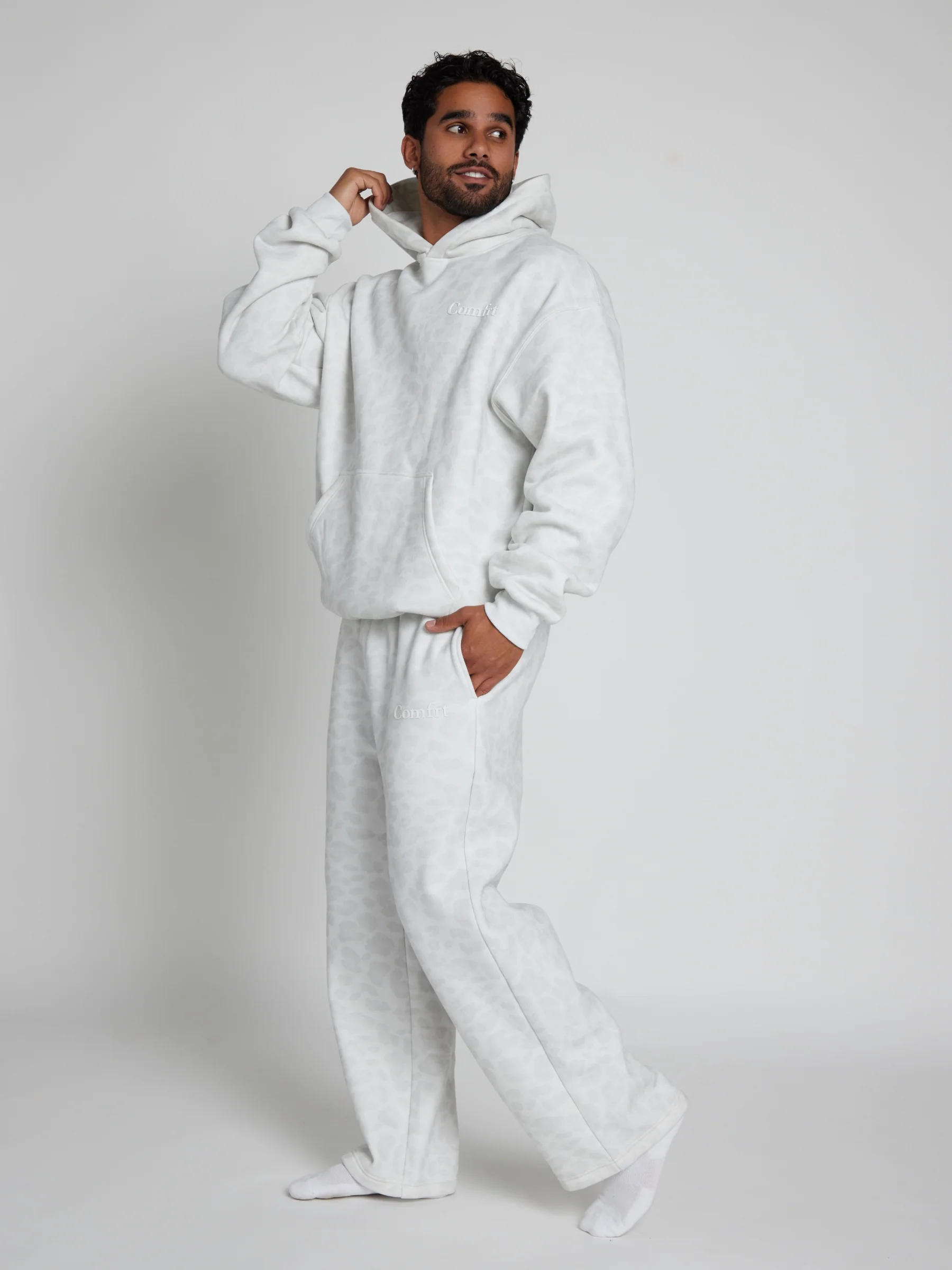 Minimalist Straight Leg Sweatpants