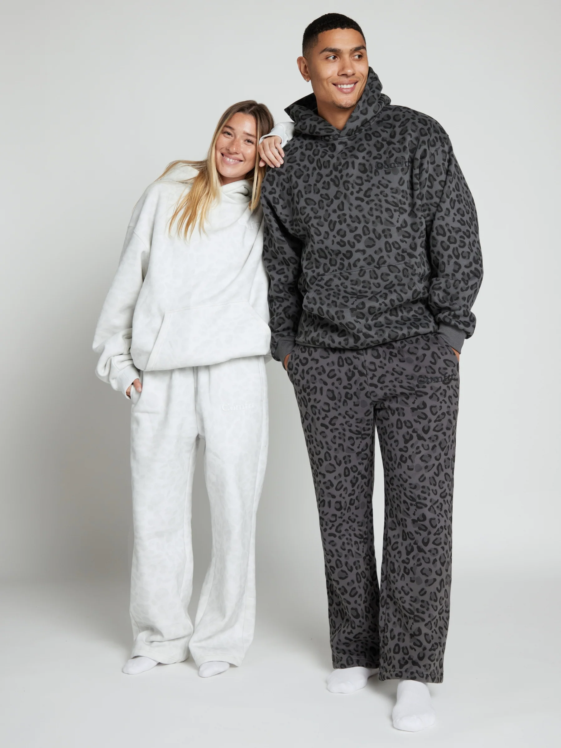 Minimalist Straight Leg Sweatpants