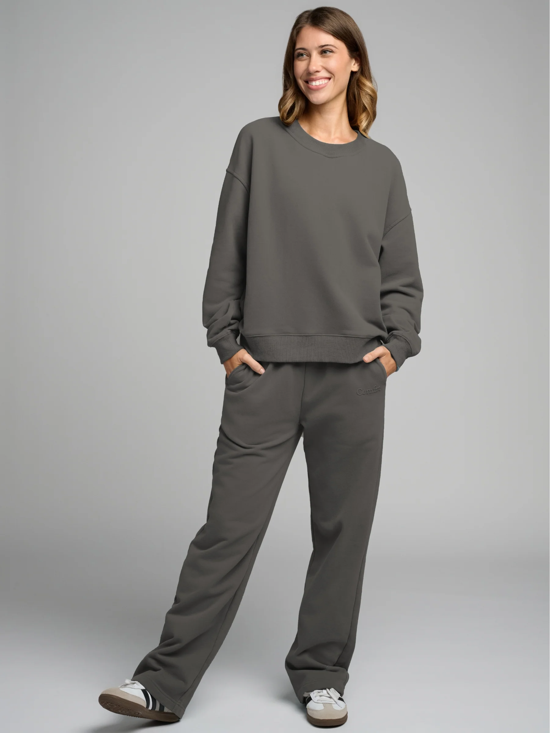 Halo Lightweight Crop Crew - Pre Order 47 Halo Lightweight Crop Crew - Pre Order