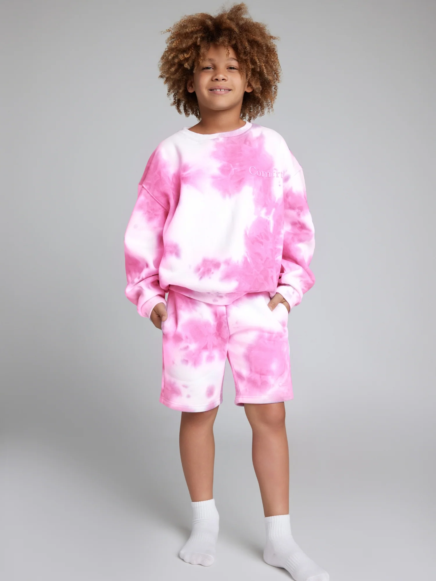 Minimalist Kids Crew - Pre-Order 3 Minimalist Kids Crew - Pre-Order