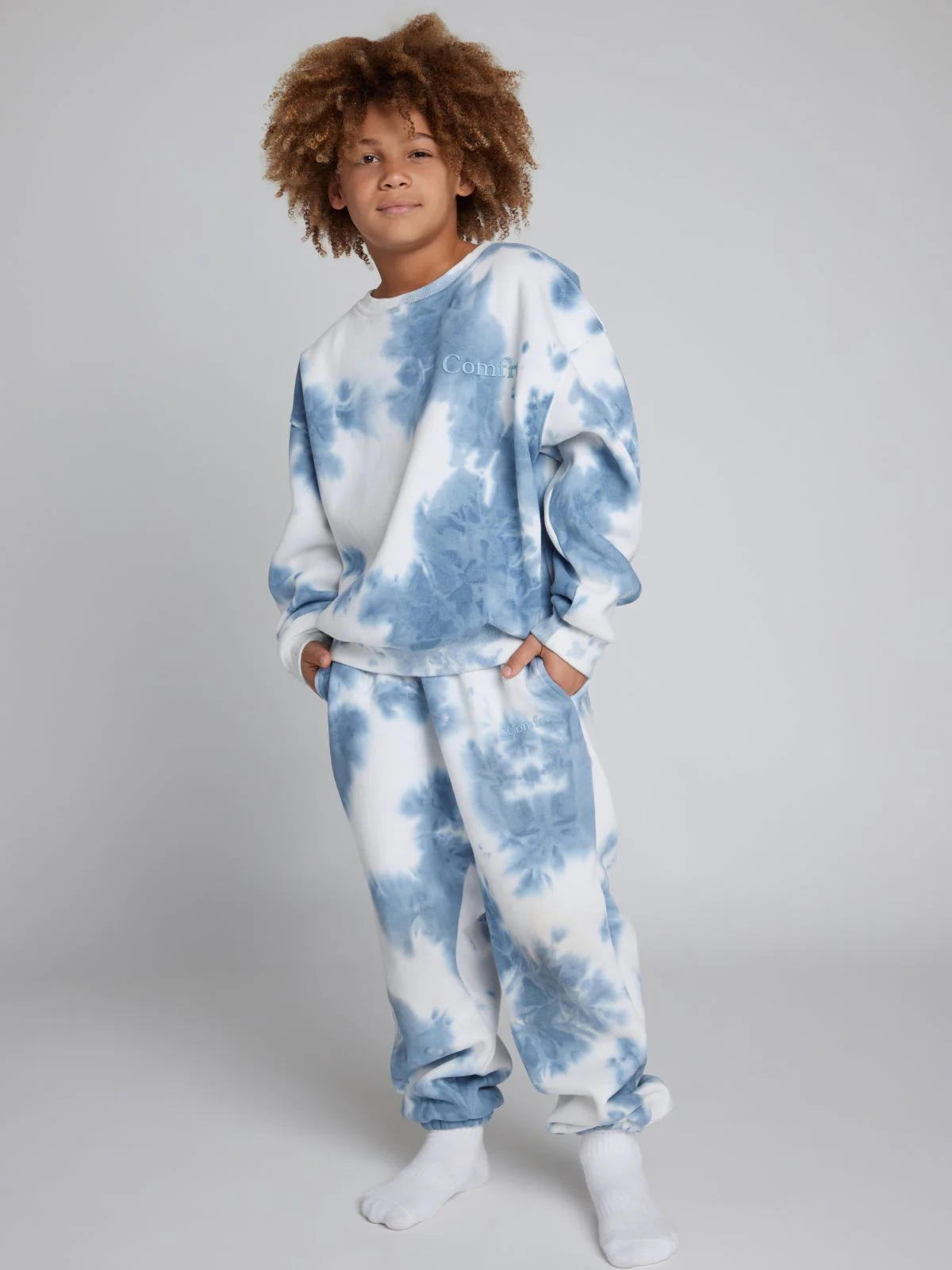 Minimalist Kids Crew - Pre-Order 8 Minimalist Kids Crew - Pre-Order