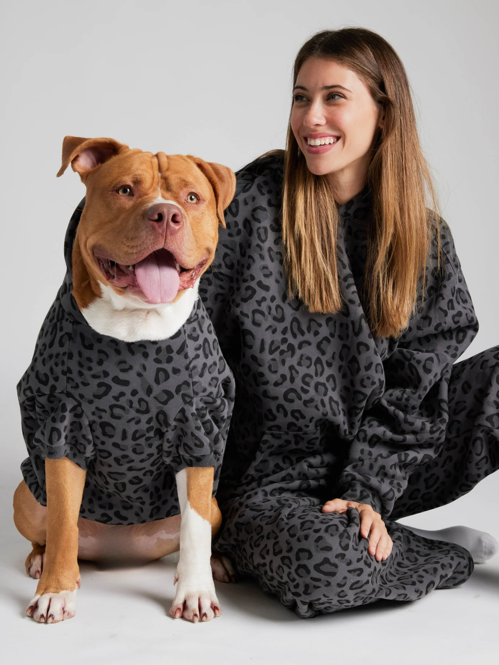 Minimalist Paw Hoodie - Pre-Order 22 Minimalist Paw Hoodie - Pre-Order